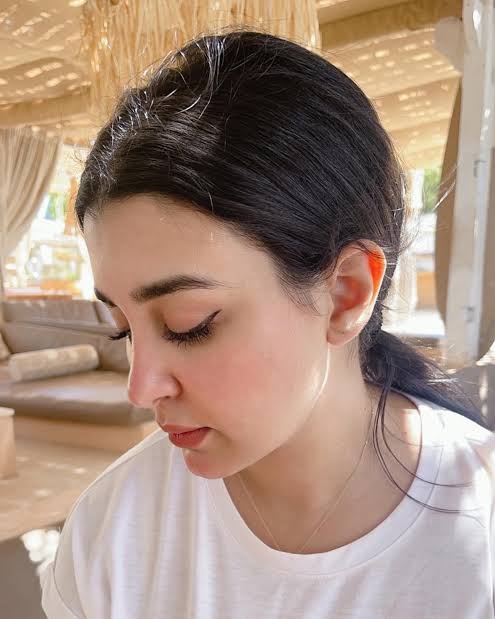 كل ما فيك ينمو حين تحب، ويذبل حين تخاف .
جبران خليل جبران

_ صَبَــ᭄ـ͜ــاحَ الخِيـرَ .. 🦋