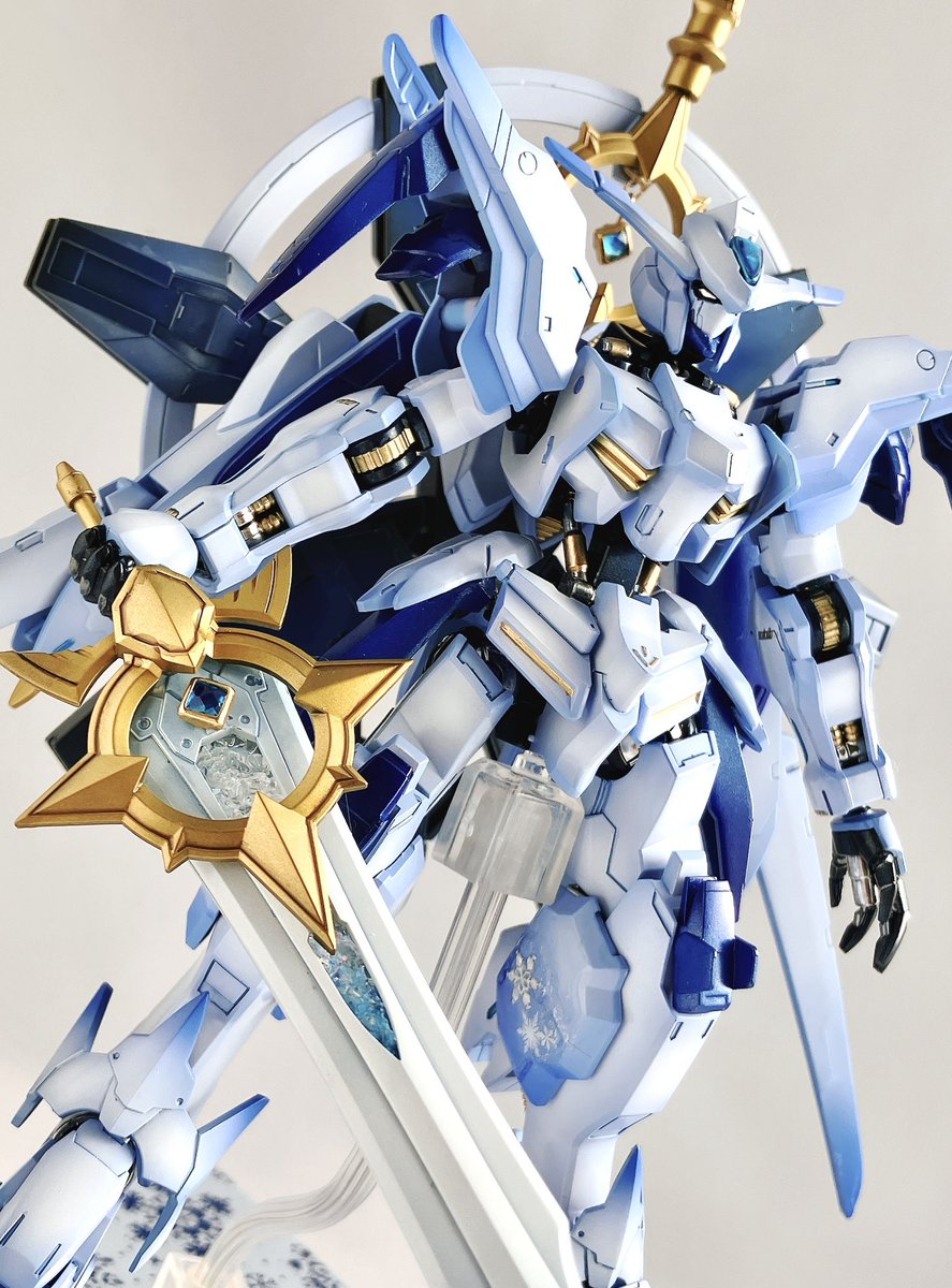 myaoyu3's tweet image. この青作るのに苦労しまして…🥹

持ってる青塗料がみんなシアンみがあったので、納得いくまでバイオレットやマゼンダを混ぜんだして(読み飛ばしてください)ほぼ紫では？ぐらいの青で塗りました。
ウルトラマリンブルーも結構シアン寄りなのよね。

#魅力のある青を見せてください見た人全員強制