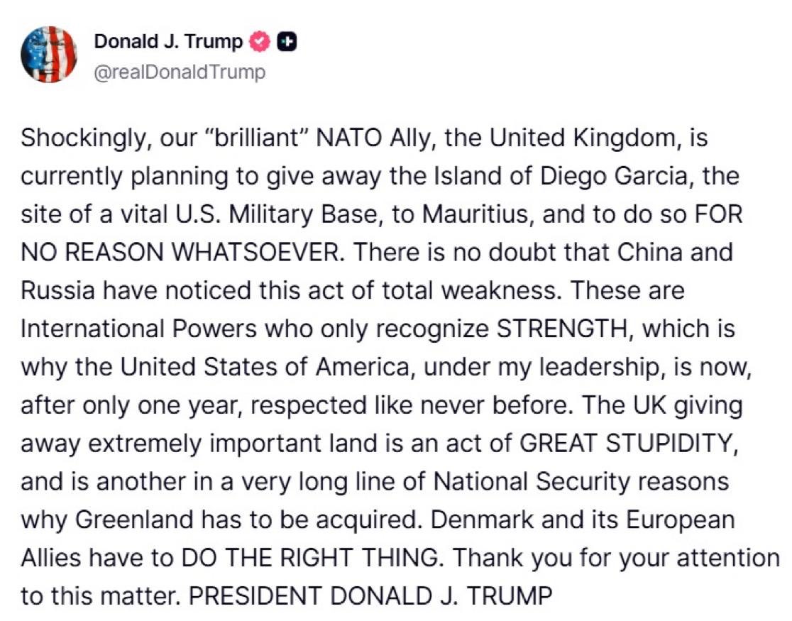 I_amMukhtar's tweet image. Did Donald Trump forget that he signed off on the UK’s handover of the Chagos Islands to Mauritius? Now he’s calling it great stupidity.