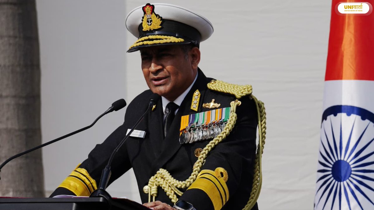 univartaindia1's tweet image. In Photos | वाइस एडमिरल सी.आर. प्रवीण नायर, नियंत्रक कार्मिक सेवाएं (CPS) ने आज दिल्ली के कोटा हाउस में गणतंत्र दिवस परेड में भारतीय नौसेना की भागीदारी को लेकर प्रेस प्रीव्यू किया।

📸 | Ritik Sharma / UNI 

@SpokespersonMoD | @indiannavy | #CRPraveenNair | #CPS | #PressPreview |