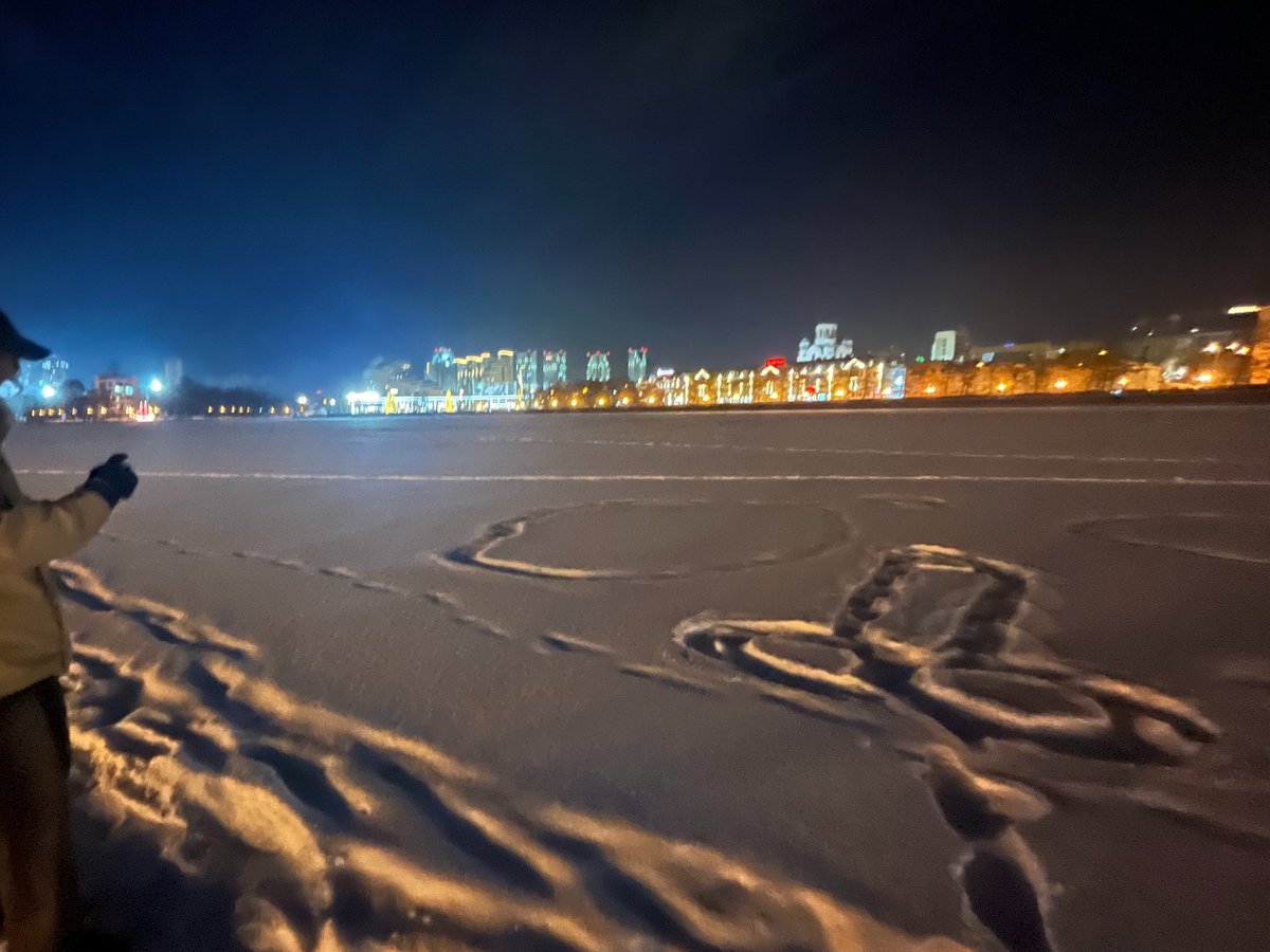 наскальная живопись екатеринбуржцев поражает😍😍😍