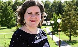 #GaurkoEgunez jaio zen Ines Olza Moreno (1982) nafar hizkuntzalaria. Nafarroako Unibertsitateko Kultura eta Gizarte Institutuko ikertzailea da
#ReframeCovid egitasmoaren bultzatzailea.
eu.wikipedia.org/wiki/Ines_Olza