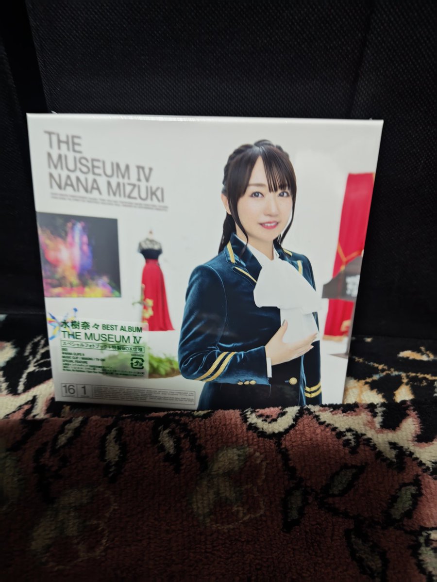 水樹奈々全国ツアー、東京公演が開幕 25周年記念の熱気