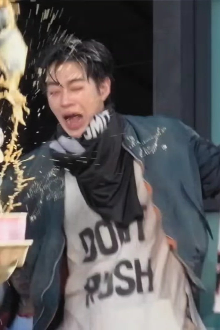 JSLiL_G's tweet image. #PROXIE_เกือบจะรีบแล้วงับป๋ม
#PROXIEGun
ลงเอง                                        เพื่อนแท็ก