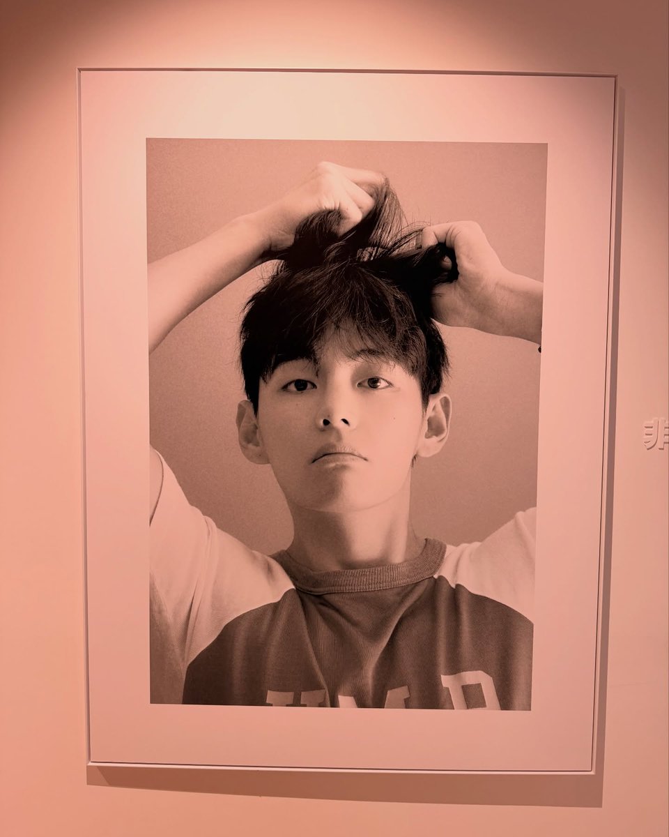 dalbitbangtan's tweet image. 📸 INSTAGRAM

V post:
Type V
@/hongjanghyun 
@/songtaejong