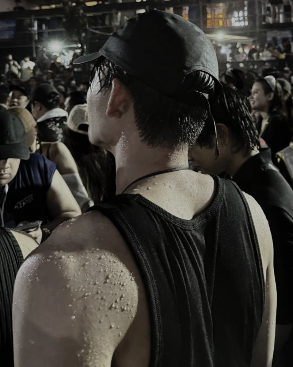 laraspilu's tweet image. ᅠ

ᅠ

ᅠ

ᅠ