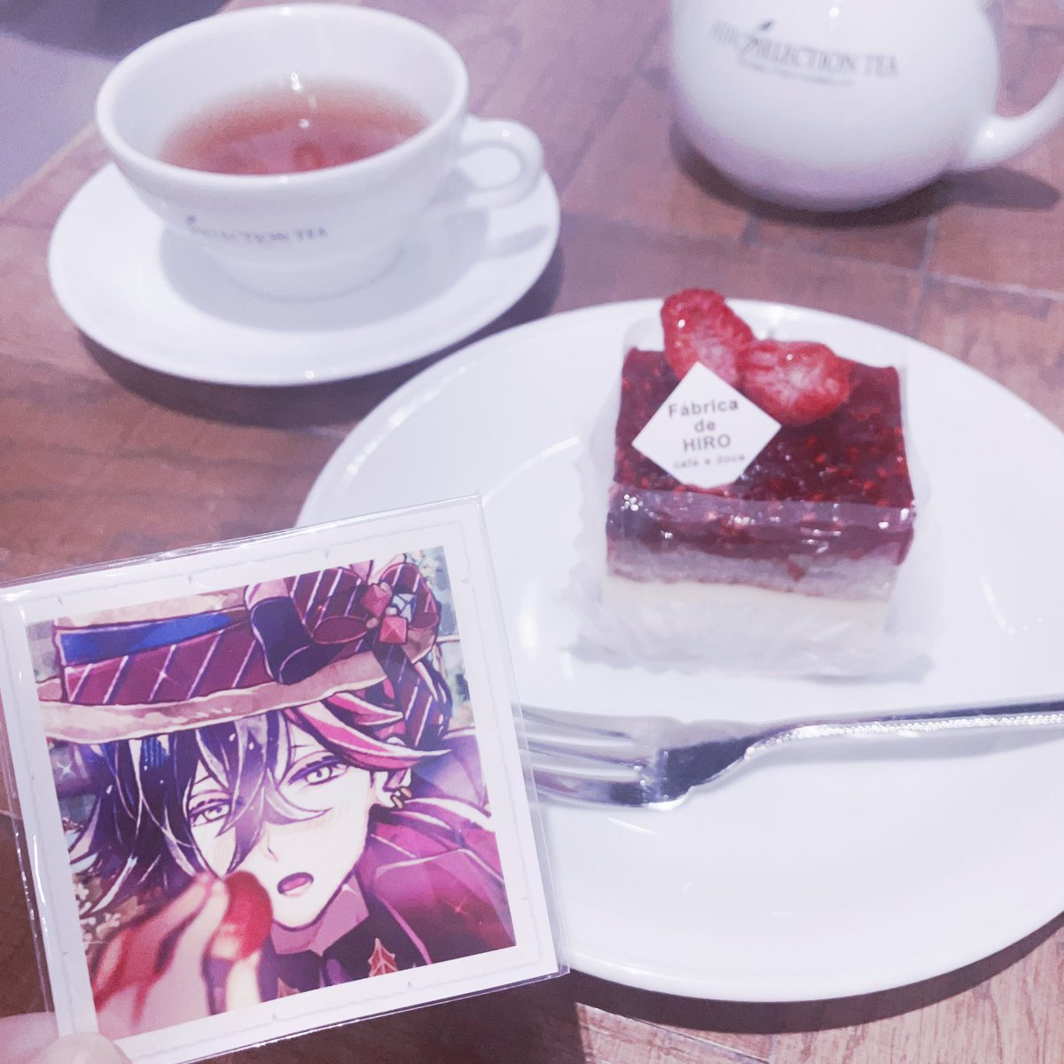 ｶﾌｪで動画編集してきた~~~🎞⟡.·
苺の季節がやって来てﾍﾞﾘｰ好きな私は大歓喜してる^っ ̫ <^⊃━♡苺のｱﾌﾇﾝとか一度は行きたいな…🍓✨️