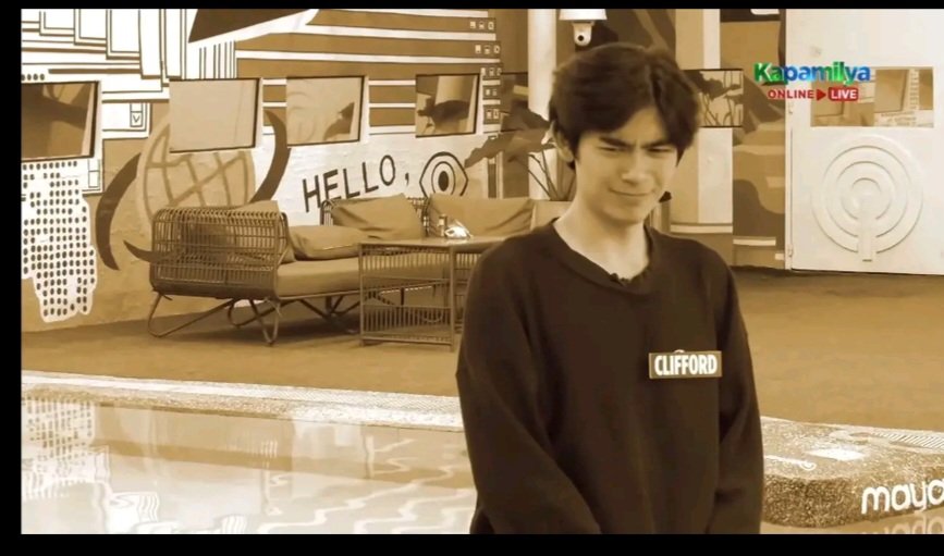 asylysa_'s tweet image. alam na kaya ni Cliff na tanod tawag natin sa kanya? haha huhu

CAPmiss NI CLIFFY