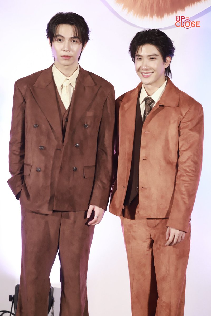 Theupclose's tweet photo. "เฟิร์ส-ข้าวตัง" ในงาน "เปย์รักด้วยแมวเลี้ยง THE FIRST MeOWMENT"

#CatForCashEP1
#FirstKhaotung #เฟิร์สข้าวตัง 
#Firstkanaphan #khaotungg https://t.co/GbOSvx5ibZ