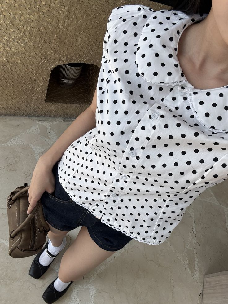 anothliza's tweet image. polkadot outfit that fits daily life.

- a thread