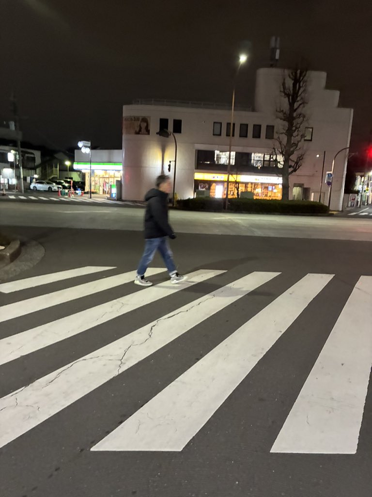 出待ちのお客様を探す北村村長
#まいにちあわれ