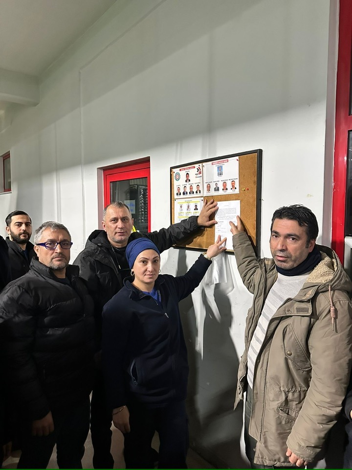 BirlesikMetal's tweet image. 🔴30 Ocak Cuma günü greve çıkmaya hazırlandığımız 9 işyerinde #grev uygulama kararlarımızı asıyoruz✊

#BizKazanacağız
