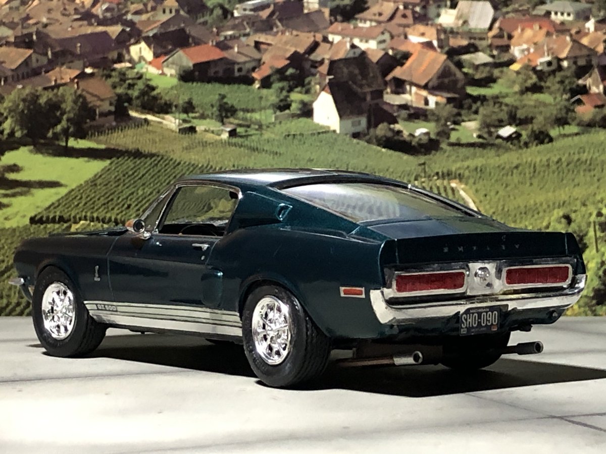 urasan95844840's tweet image. #3年前の今頃完成したプラモデルを晒す見た人も晒す
AMT1/25シェルビーコブラGT500KR
ボンネット紛失の完成品をレストア。ボンネットはプラ板でスクラッチして、ボディを実車用ソフト99スプレーで塗装。ヘッドライトはバルケッタの別売りに。ワイパーもエッチングに。
 #AMT 
 #コブラ