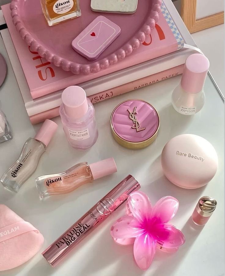 Diorgirlx's tweet photo. 💗🎀 https://t.co/OT7Nuj3hMY