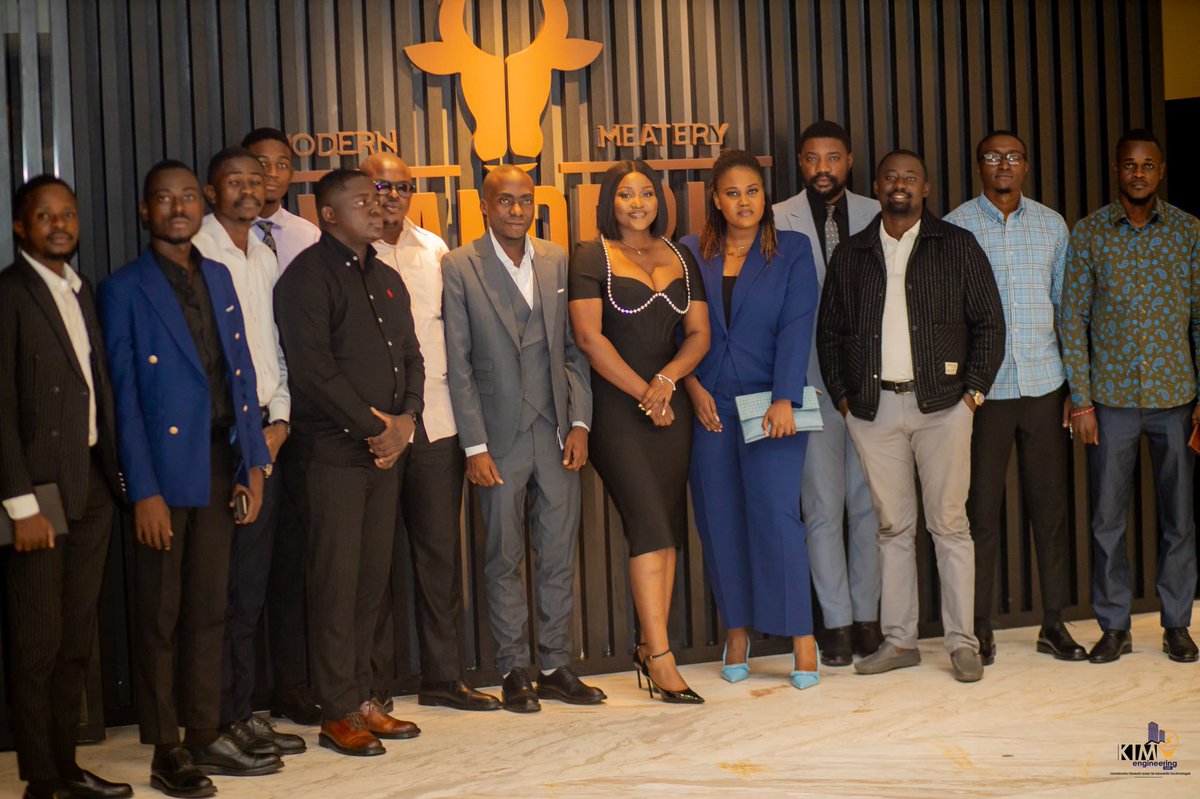 engineering_kim's tweet image. C’est autour d’un dîner que l’équipe Kim Engineering s’est réunie pour poser les bases solides de notre projection annuelle.
Un moment de partage, de réflexion et de communion qui marque le point de départ d’une année placée sous le signe de la collaboration et de l’innovation.