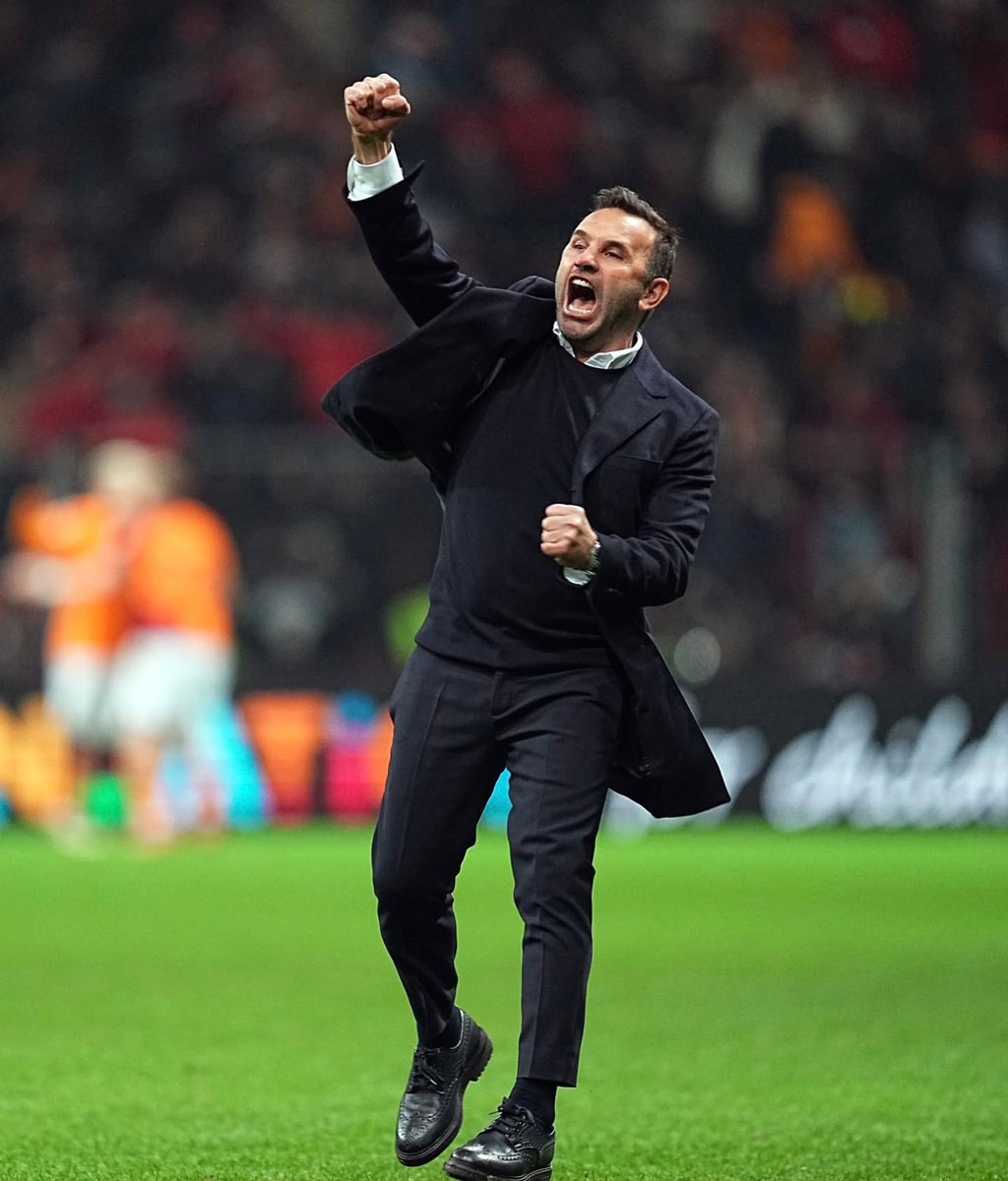 🗞️ Galatasaray - Atletico Madrid maçı öncesinde Marca'dan Okan Buruk yazısı.

"Buruk, Real Madrid’den bir Süper Kupa alan efsane...

Galatasaray Teknik Direktörü, Real Madrıd’i tahtından indiren takımın yıldızlarındandı.

Galatasaray'da futbolcu olarak 7, teknik direktör olarak 3