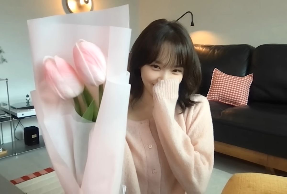 fa_zi3's tweet image. 르세라핌 앙코르 “EASY CRAZY HOT”
막콘때 선착순 5명에게 김채원 네임보드 나눔합니다 (장소는 당일 공지 하겠습니다‼️)
#르세라핌 #lesserafim #LESSERAFIM 
#EASY_CRAZY_HOT #김채원 #네임보드   #나눔