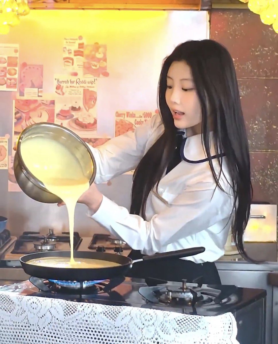 rltnsl's tweet image. 미친 뭘굽는거노