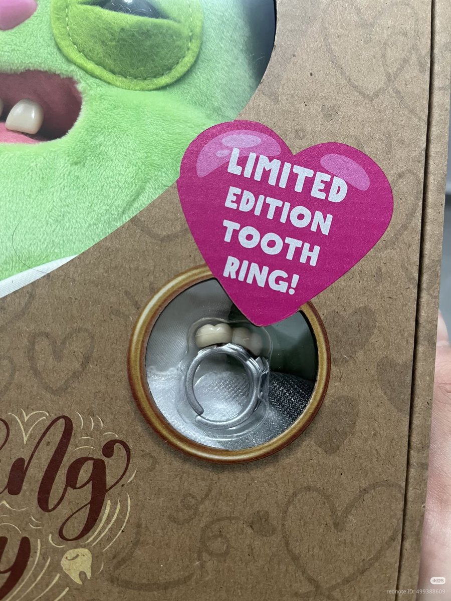 vlailuds's tweet image. look at this fuggler wedding day plushes and with tooth ring! so ridiculously cute