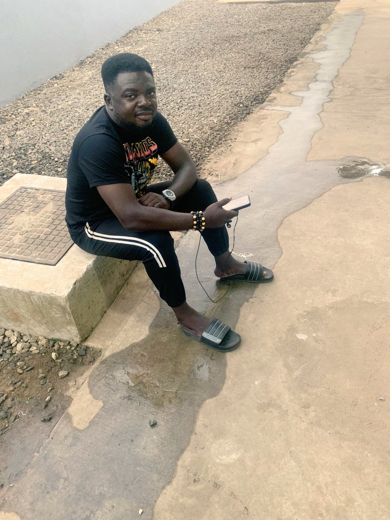 olujideoladeji's tweet photo. Success is lonely because ambition filters out the ones who were only around for convenience. https://t.co/uToRCHb2ij