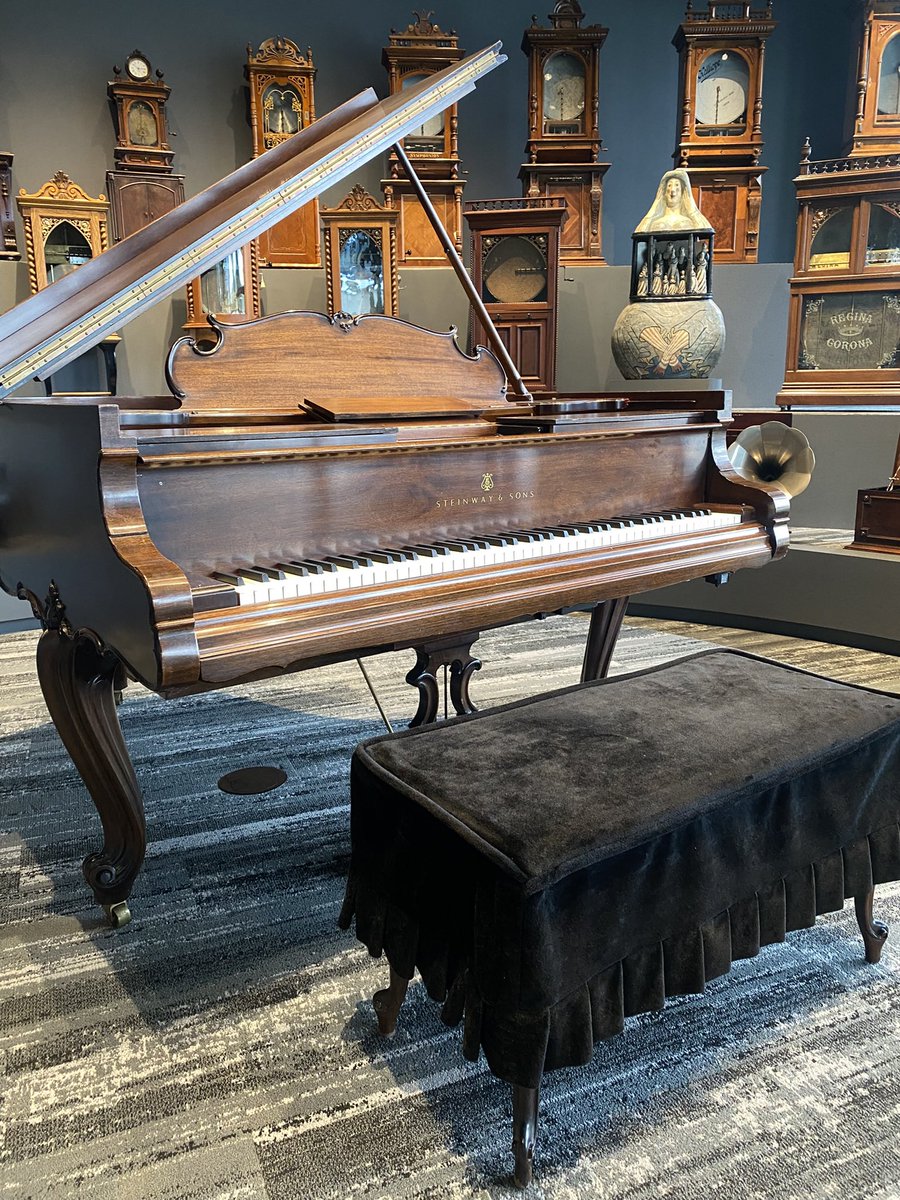 juliesoonee's tweet image. 진짜 최고의 경험
music is my life인간이라면 꼭 가보시길