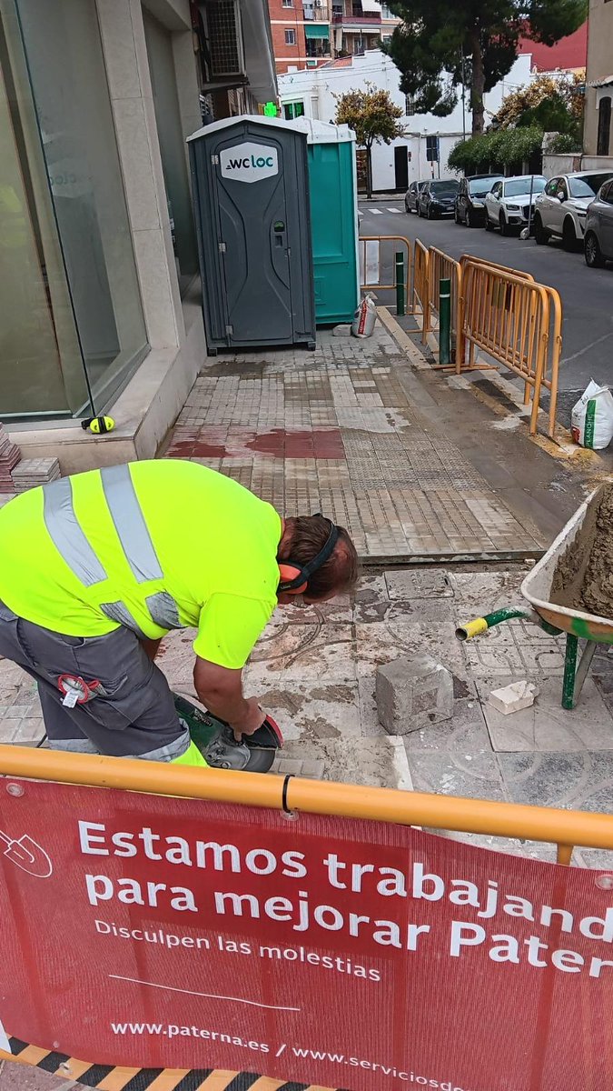 AytoPaterna's tweet image. #Paterna reforça el manteniment de la via pública amb quasi 400 actuacions i un 86% d'incidències resoltes 

Més info a paterna.es