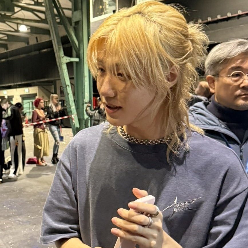 purrseob's tweet image. the softness of your features amazes me pretty guy