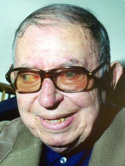 PAHoyeck's tweet image. This is how you age when you're really, really problematic.