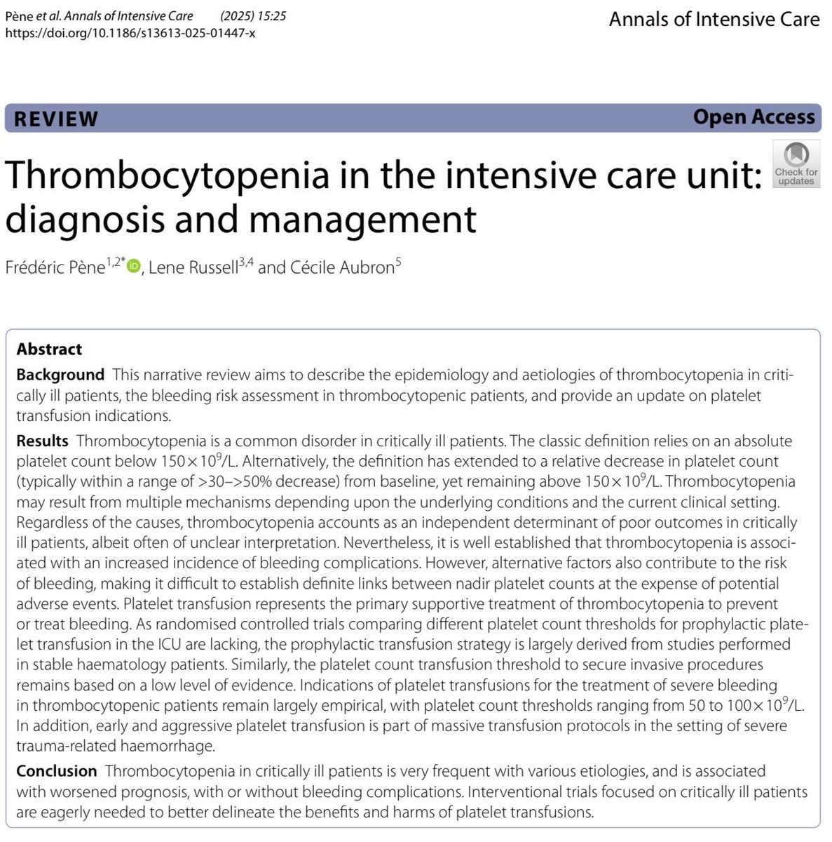 MarlonVFZR's tweet photo. 🩸𝗧𝗿𝗼𝗺𝗯𝗼𝗰𝗶𝘁𝗼𝗽𝗲𝗻𝗶𝗮 𝗲𝗻 𝗨𝗖𝗜⚪️
@Springer_Med @ClinMedJournals
👇��👇🏼👇🏼👇🏼
📑🔗🔑🔓
https://t.co/89ht2mBRSA
⬇️⬇️⬇️⬇️
🧵👇 

✳️𝘍𝘳𝘦𝘤𝘶𝘦𝘯𝘵𝘦, 𝘮𝘶𝘭𝘵��𝘧𝘢𝘤𝘵𝘰𝘳𝘪𝘢𝘭 𝘺 𝘢𝘴𝘰𝘤𝘪𝘢𝘥𝘢 𝘢 𝘱𝘦𝘰𝘳 𝘱𝘳𝘰𝘯𝘰́𝘴𝘵𝘪𝘤𝘰.
✅También puede definirse como 𝙘𝙖𝙞́𝙙𝙖 𝙧𝙚𝙡𝙖𝙩𝙞𝙫𝙖 >𝟯𝟬–𝟱𝟬% 𝙖𝙪𝙣𝙦𝙪𝙚 𝙚𝙡 𝙧𝙚𝙘𝙪𝙚𝙣𝙩𝙤 𝙦𝙪𝙚𝙙𝙚 >𝟭𝟱𝟬.  

🔎 𝙋𝙧𝙞𝙢𝙚𝙧 𝙥𝙖𝙨𝙤 (𝙖𝙣𝙩𝙚𝙨 𝙙𝙚 𝙩𝙧𝙖𝙣𝙨𝙛𝙪𝙣𝙙𝙞𝙧): descarta pseudotrombocitopenia → frotis por agregados y repetir en citrato si sospecha EDTA (puede subestimar 10–20%).  

🧩 𝙋𝙞𝙚𝙣𝙨𝙖 𝙥𝙤𝙧 𝙢𝙚𝙘𝙖𝙣𝙞𝙨𝙢𝙤𝙨:
➡️𝙋𝙚𝙧𝙞𝙛𝙚́𝙧𝙞𝙘𝙤 (dilución/consumo/secuestro/destrucción;sepsis/CID; ECMO/TRR; fármacos)
➡️𝙃𝙞𝙥𝙤𝙥𝙧𝙤𝙡𝙞𝙛𝙚𝙧𝙖𝙩𝙞𝙫𝙤 (médula, quimio, déficits como folato).  

⚠️ 𝙎𝙖𝙣𝙜𝙧𝙖𝙙𝙤 𝙣𝙤 𝙙𝙚𝙥𝙚𝙣𝙙�� 𝙨𝙤𝙡𝙤 𝙙𝙚𝙡 𝙣𝙪́𝙢𝙚𝙧𝙤: en PLOT-ICU sangró ~27.6% de trombocitopénicos (muchos graves).
📌𝙁𝙖𝙘𝙩𝙤𝙧𝙚𝙨: falla renal, hepatopatía, coagulopatía, antitrombóticos, procedimientos. ➡️𝙏𝙀𝙂/𝙍𝙊𝙏𝙀𝙈 predicen poco en sepsis.  

🧯 𝙏𝙧𝙖𝙣𝙨𝙛𝙪𝙨𝙞𝙤́𝙣 𝙥𝙧𝙤𝙛𝙞𝙡𝙖́𝙘𝙩𝙞𝙘𝙖 (𝙤𝙧𝙞𝙚𝙣𝙩𝙖𝙩𝙞𝙫𝙖): <10; <20 si alto riesgo; <50 si anticoagulación terapéutica. ✳️Evidencia en UCI es baja y transfundir no es inocuo.  

🛠️ 𝙋𝙧𝙤𝙘𝙚𝙙𝙞𝙢𝙞𝙚𝙣𝙩𝙤𝙨 (𝙪𝙢𝙗𝙧𝙖𝙡 𝙨𝙪𝙜𝙚𝙧𝙞𝙙𝙤):
📌CVC con US 10–20
📌PL/cirugía no neuroaxial 40–50
📌Epidural ≥80
📌Neuroaxial ≥100.
✳️CVC-US en sitio compresible, estrategia restrictiva puede ser segura en UCI seleccionados.  

⛔️ 𝘾𝙪𝙖́𝙣𝙙𝙤 𝙉𝙊 𝙩𝙧𝙖𝙣𝙨𝙛𝙪𝙣𝙙𝙞𝙧: TTP/TMA, HIT (riesgo trombótico)
⛔️𝙉𝙊 usar plaquetas para “revertir” antiagregantes en HIC (PATCH: peor outcome).
‼️Si no sube tras transfusión, piensa en refractariedad (sepsis/CID vs anti-HLA/HPA).  

📚📖 Más en el blog #ClubCrit 👉 [https://t.co/gO0T29DCrL]

#ClubCrit #Trombocitopenia #Transfusion #Plaquetas #Sepsis #NephroX #POCUS #ICU #Ultrasound #CriticalCare #CuidadoCrítico #EchoFirst #CardioX #VExUS #MedTwitter #CritCare #Diagnóstico #icu #intensivecare #diagnosis #management #UCI #Tratamiento #MedicinaBasadaEnEvidencia #MedEd #Medicina #Emergencias #FOAMed #FOAMcc #MedX #IntensiveCare #EducaciónMédica #MedIntensiva #MedXCommunity #MedicinaCrítica #MedED #CritCare #ICUmanagement #MustRead #LecturaRecomendada