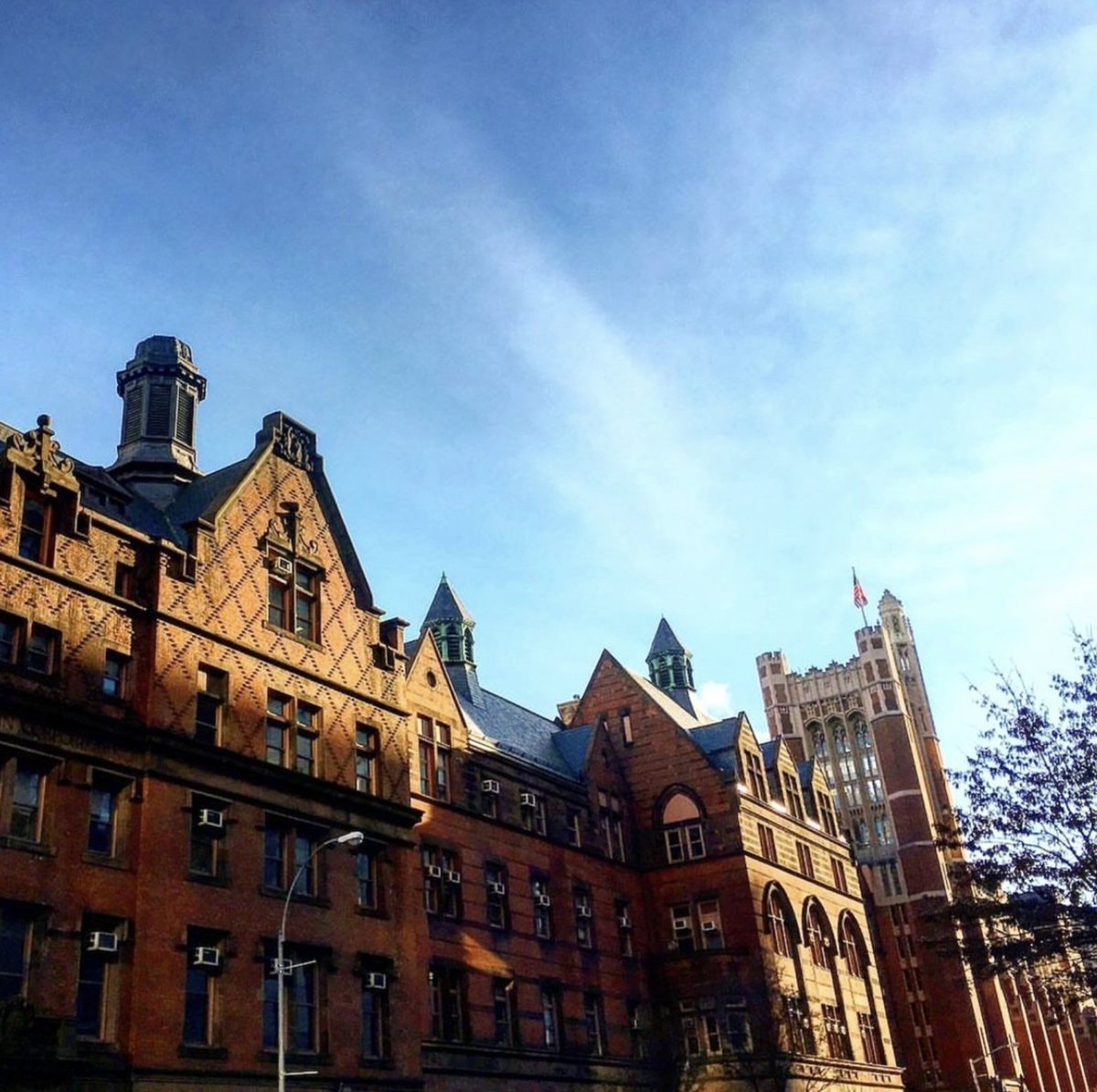 TeachersCollege's tweet photo. Wishing you plenty of success and best of luck this spring semester, friends. 📚☀️ #TCWay https://t.co/6zOj3nTWIi