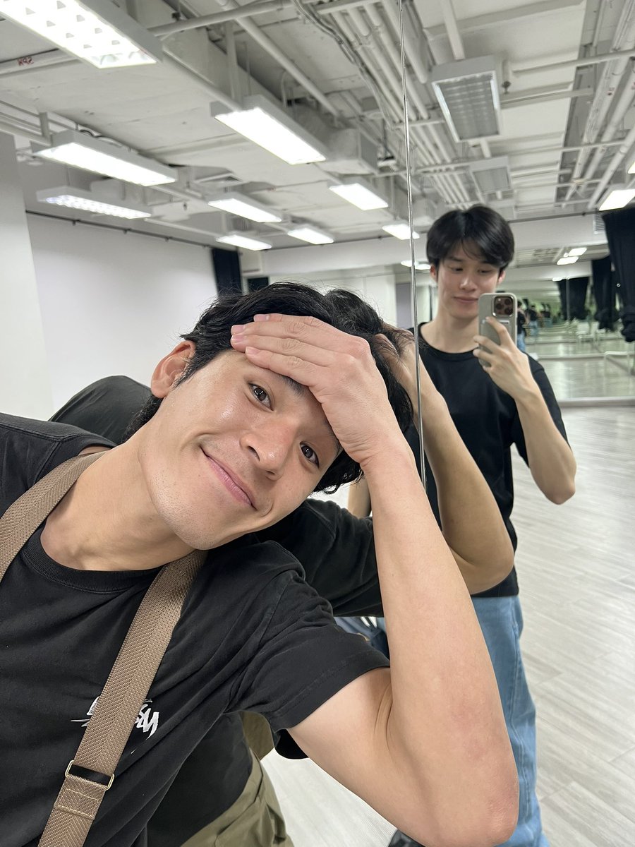 peakpeemapol's tweet image. บักเพิร์ล
