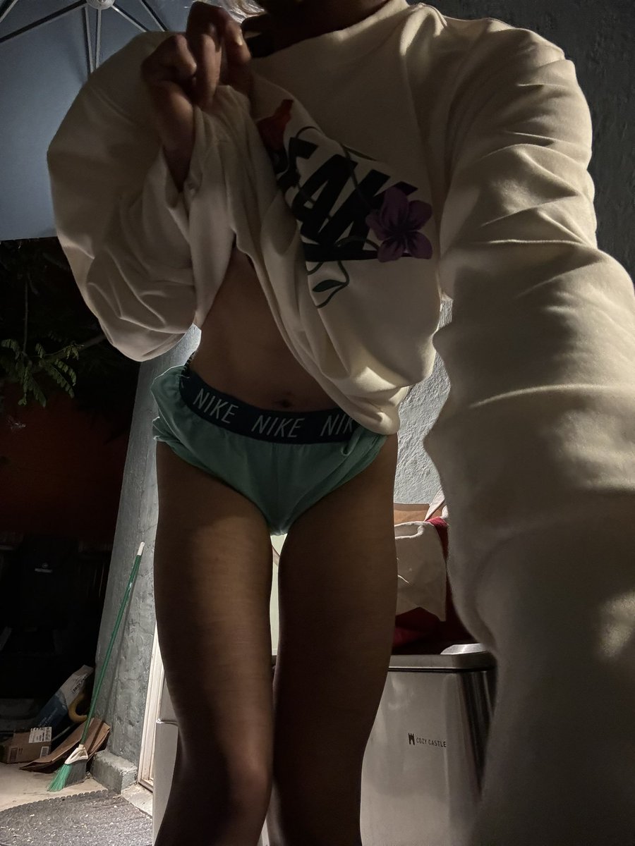 byearix's tweet photo. Year and a half ago /:
Giving me a lot of motivation to get back here asap. https://t.co/EPn2p5yDg1