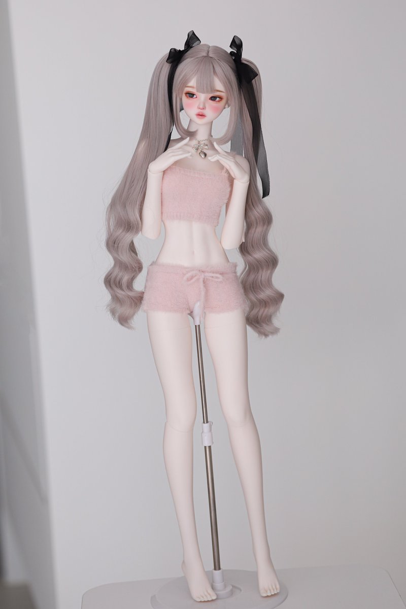 🌙 루나블랑 신작
 【스윗 다프네 (Sweet Daphne) 발매 안내】

• 헤드 둘레 : 8-9"(inch)
• 바디 호환 : SD9 / SDgr / SD16
 (사진상의 바디는 셀레네64 바디입니다)
• 헤드 파츠 별매기간
 2026.01.20~02.20 (KST)

🔗lunablanc.co.kr