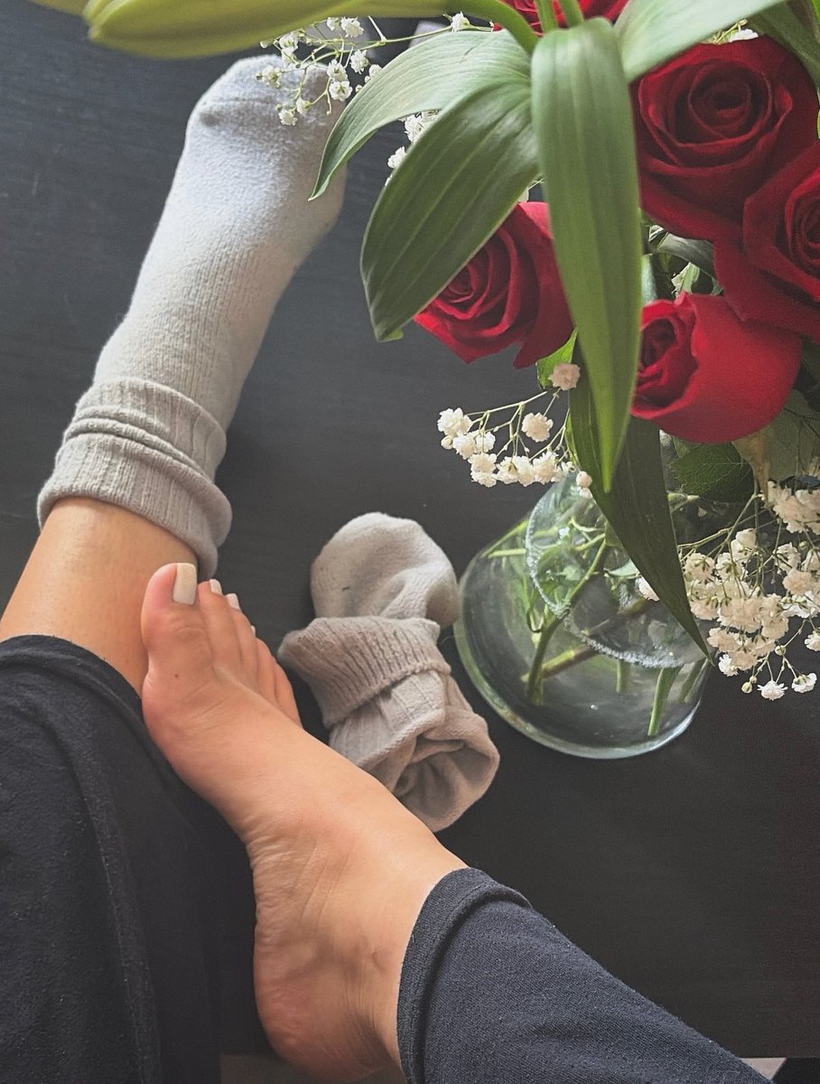 QueenFindom59's tweet photo. A sock you almost got to buy
was just snatched away.
Zero hesitation did that.
Desire without action
always belongs to someone else.
A slave knew that.
https://t.co/K2RIsSoz6a

My telegram channel:
https://t.co/GAe3WXoTof 
Instagram page:
https://t.co/gr2FZDVOCv

Adore Queen Ella.
Slaves did.
#FINDOMGODDES
 #PAYPIG #MISS_ELLA