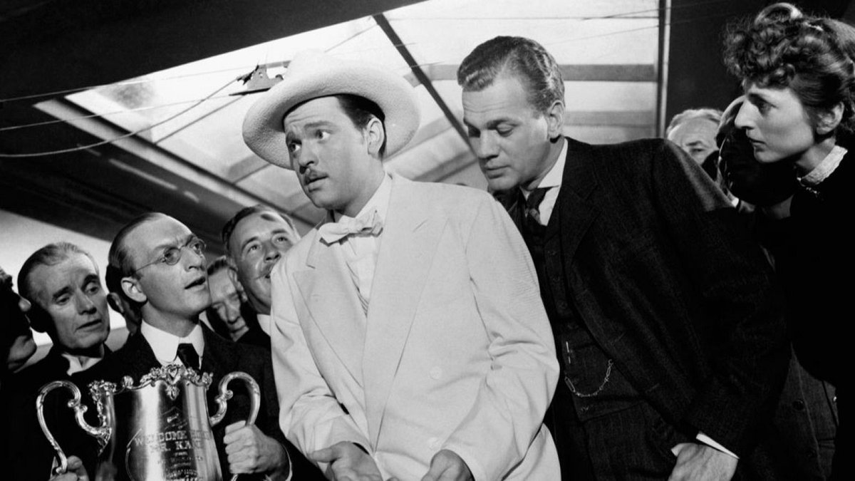Plan9_'s tweet photo. ¡Buenos Días! Sobrevivir al martes sin cine es un acto de fe innecesario.
#CineDeVerdad #MartesCinéfilo #AquíNoHayAlgoritmo #CiudadanoKane #OrsonWelles #CitizenKane https://t.co/WI5KUt3QVE