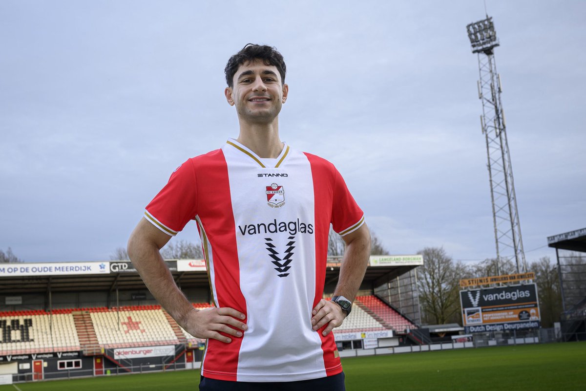 nielsdijkhuizen's tweet image. Alessandro Hojabrpour in het rood en wit. Hij tekent voor anderhalf jaar, met een optie voor nog een seizoen #fcemmen #forgefc