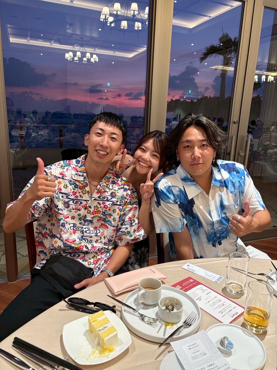 Maaaaaaa1114's tweet photo. 💍💫

いつも支えてくださっている皆さんに感謝です。直接ご報告できていない方も多く、この場でのご報告となりすみません。

結婚しました！
愛と優しさの塊のような女性と結婚できて、本当に幸せ者です。これから先、しっかり幸せにできるよう頑張ります。 https://t.co/R3DFYeXBf3