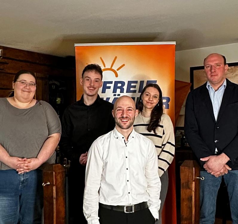 FWHessen's tweet image. Mitgliederversammlung der Jungen FREIE WÄHLER Wetterau: Neuer Vorstand - Leander Beier neuer Vorsitzender – neue Impulse für die Kommunalwahl 2026

freiewaehler-hessen.de/aktuelles/beit…

#FreieWähler #Hessen #JFW #jfwwetterau #wetterau #wetteraukreis #orangepower