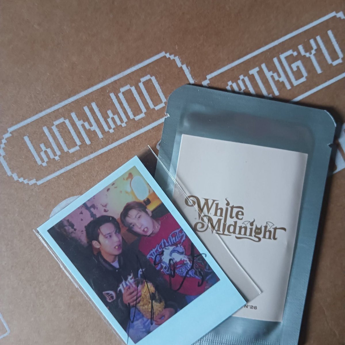 kooforea's tweet image. ˗ˏˋwts lfb phˊˎ˗  
#kooforyou

DICON White Midnight Unit Complete Set - ₱2k
- unsealed complete inclusions
- w/KakaoTalk POB
- sealed unit pcs

📍Mindanao
📦 LBC COP
💳 GCash
⏳ DOP - 7days 30% nrdp; 2-3 weeks rb
