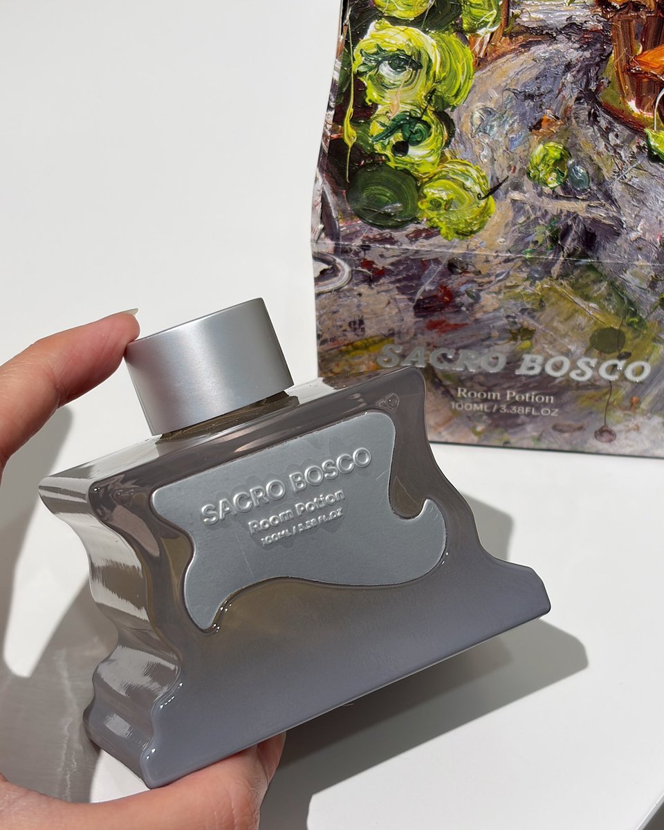 nna's tweet photo. brand perfume favorit aku tiba2 keluarin home fragrance 🤯 2026 baru bentar, SAFF & Co. ud bikin gempar
wanginya nyaman bgt. aku taro di ruang kerja, biar suasana jd damai & adem kyk di Eden 😌 #racuninparfum https://t.co/8UC85a6lxU
