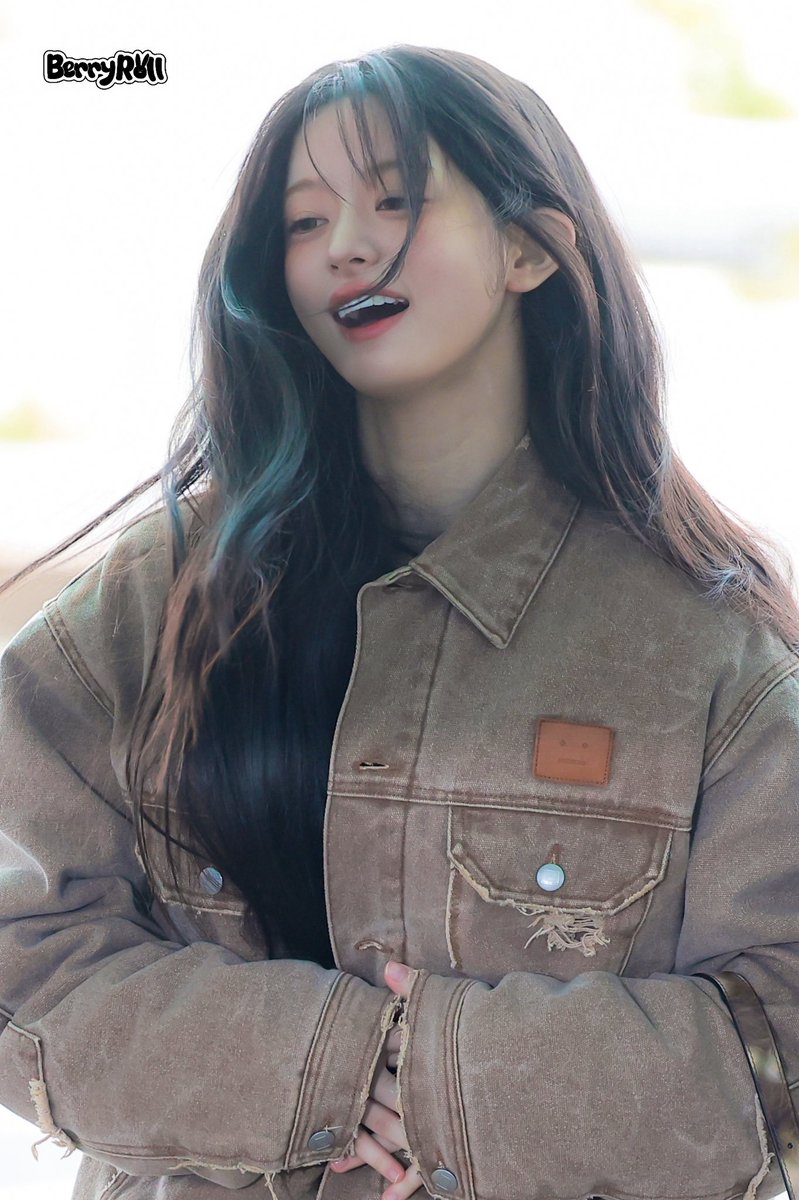 BerryROLL tweet media