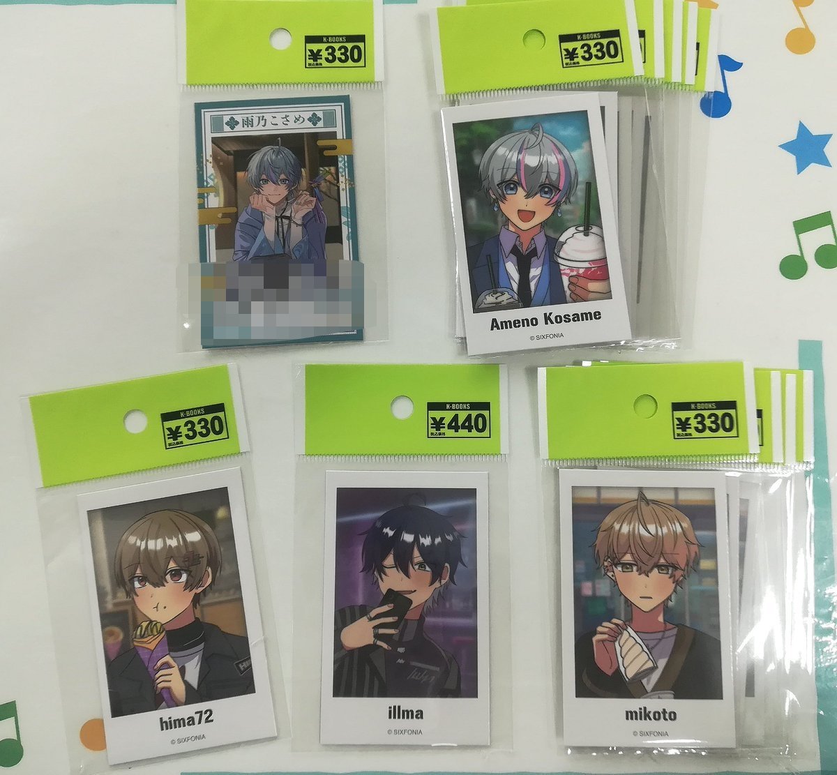 歌い手 ブロマイド 歌い手グループ『めろんぱーかー』オフィシャルブロマイドがコンビニで