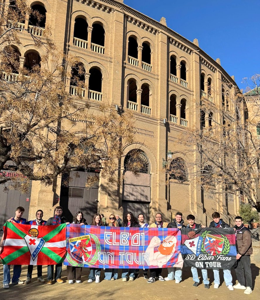 EskoziaLaBrava's tweet photo. 📢ELB'01 ON TOUR GRANADA!
 🏟️Nuevo Los Cármenes
 @GranadaCF 0-0 @SDEibar 
Demencial partido, sin ambición no hay victoria...aún así gracias al empuje de la hintxada logramos cosechar un valioso empate +1 + gol-average 💪.
¡No importa cuando, no importa donde, siempre presentes! https://t.co/WAwBxNKSYB