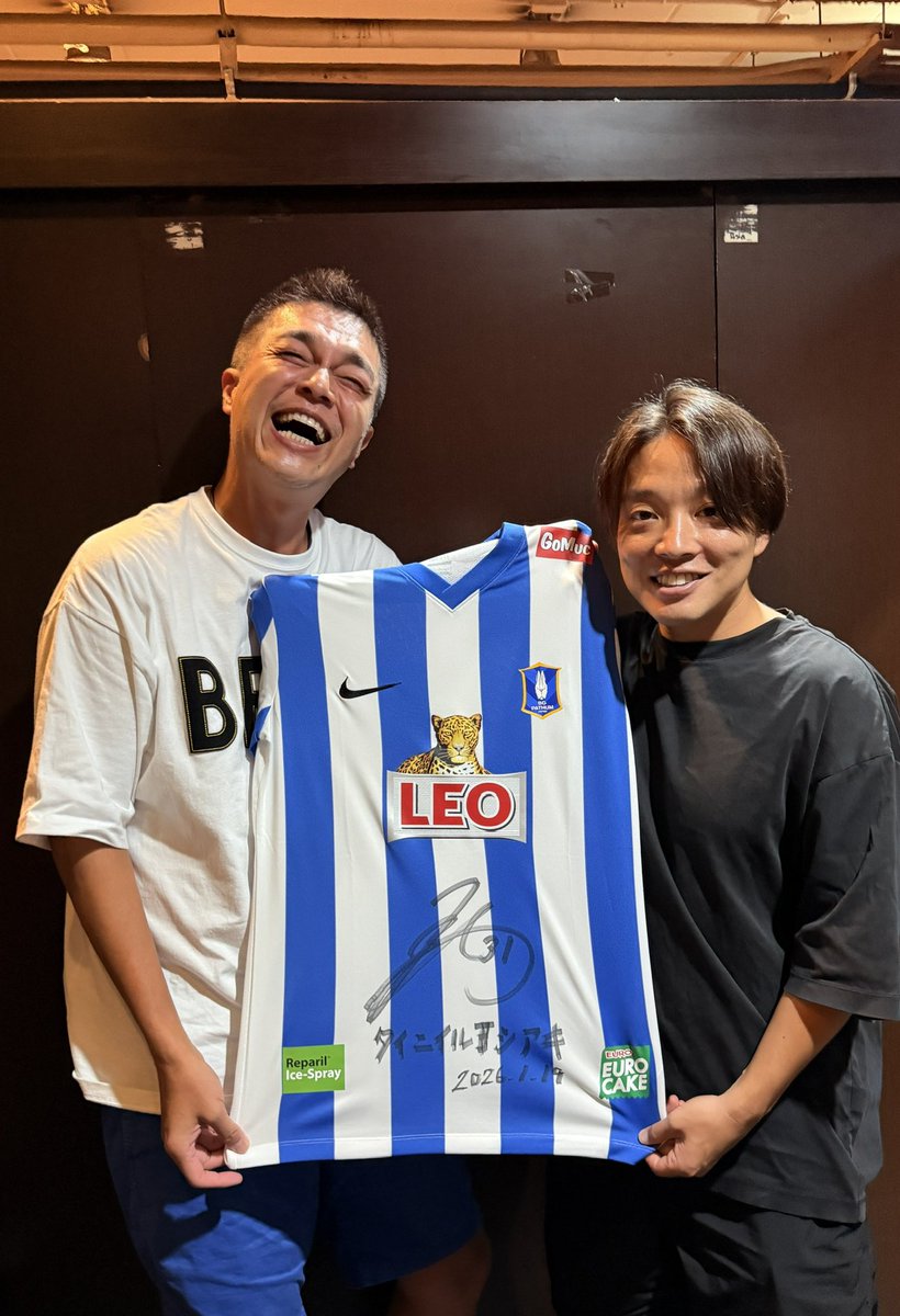 _kore_'s tweet image. 【プレゼント企画】

おれが手ぶらで帰るわけがあるまい！

高木善朗選手サイン入りのBGパトゥムユニフォームを1名様にプレゼント！みなさんへのコメント付き！

この投稿にいいね&amp;amp;リツイートを両方してくれたフォロワーさんから抽選とさせてください！

締切は2026年1月22日（木）23:59（日本時間）！…