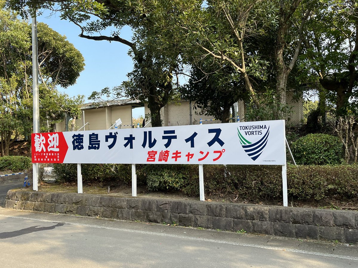 あおみどり tweet media