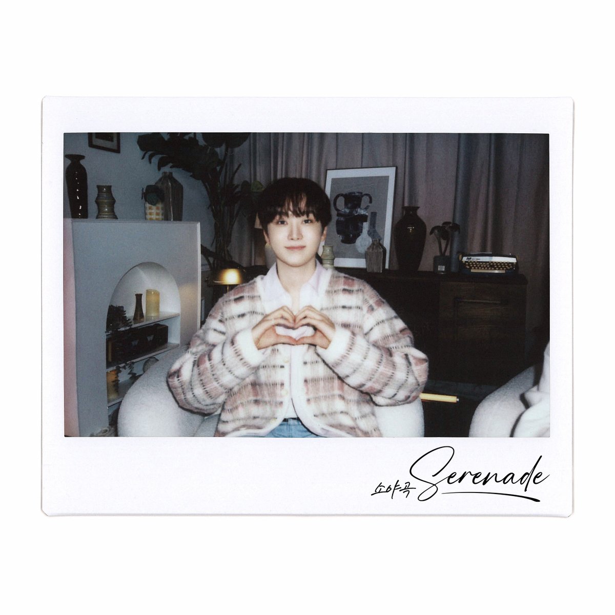 pledis_17's tweet image. [17pcs] DK X SEUNGKWAN (SEVENTEEN) '소야곡' COUNTDOWN LIVE

▶ weverse.io/seventeen/medi…

#DxS #도겸X승관
#소야곡 #Serenade
#Blue