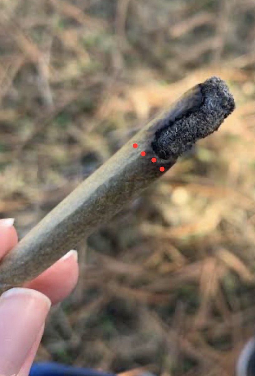 apraTK7's tweet photo. @stonersvilla Place a little bit of water/saliva on this part in a straight line then light it and smoke it. When it reaches the water it will be straight again https://t.co/tFp2hxu1ro