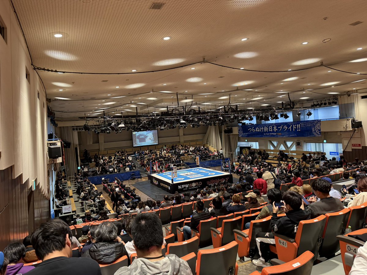 泊まりで東京出張、後楽園ホールの予定見たら、、、急遽参戦！！