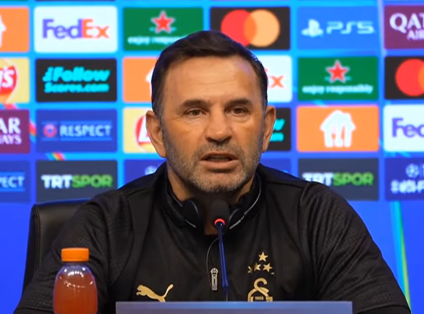 futbolarena's tweet photo. Okan Buruk: "Galatasaray bu sene de şampiyon olmasın diye saha içinde mücadele var ama saha dışındaki mücadeleye, neler çevrildiğine bakmamız gerekiyor." https://t.co/VizsNdIfPE