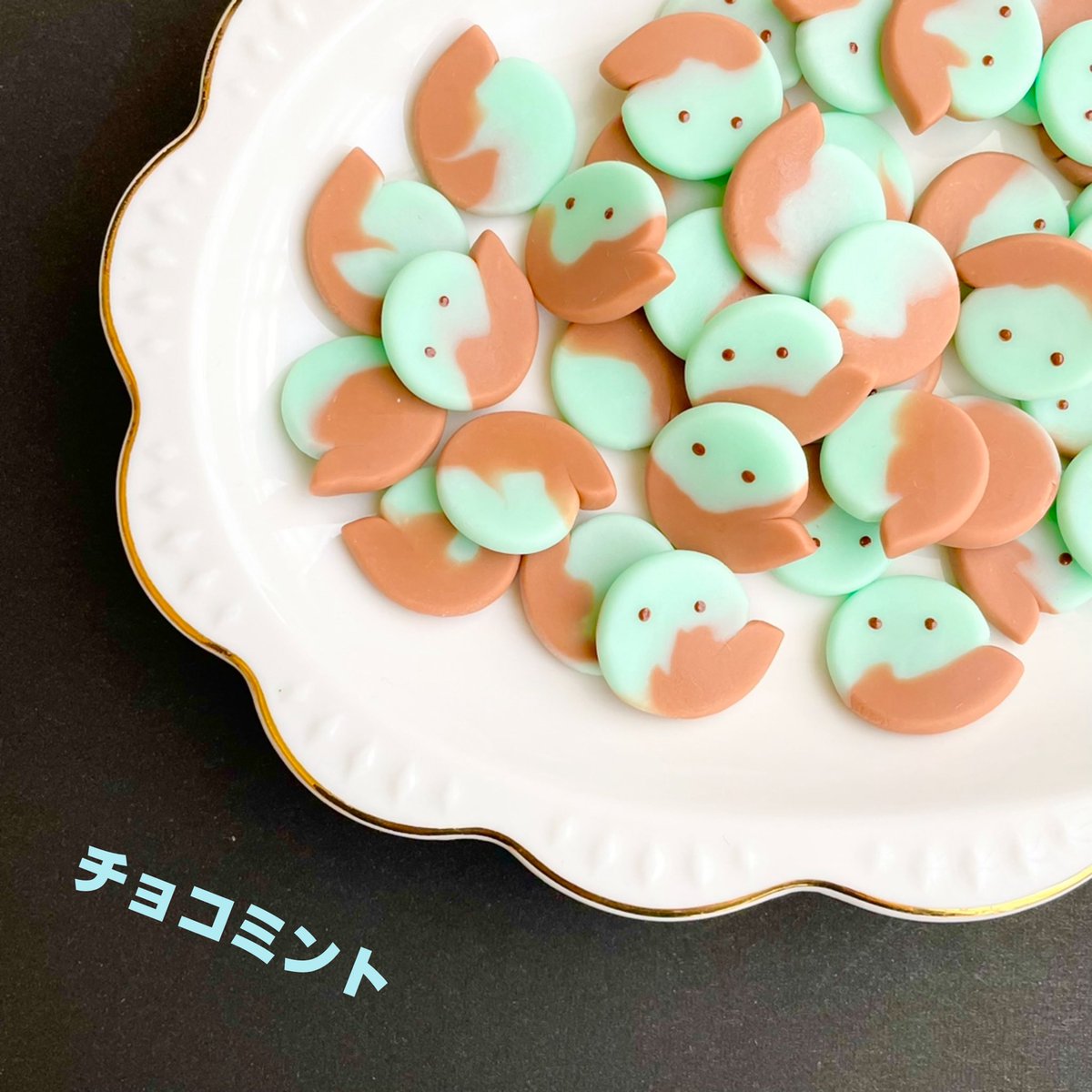今回はお一人様お一つおばけチョコミントが付きます🌱╰(*´︶`*)╯

#フェイクスイーツ
#ハンドメイド